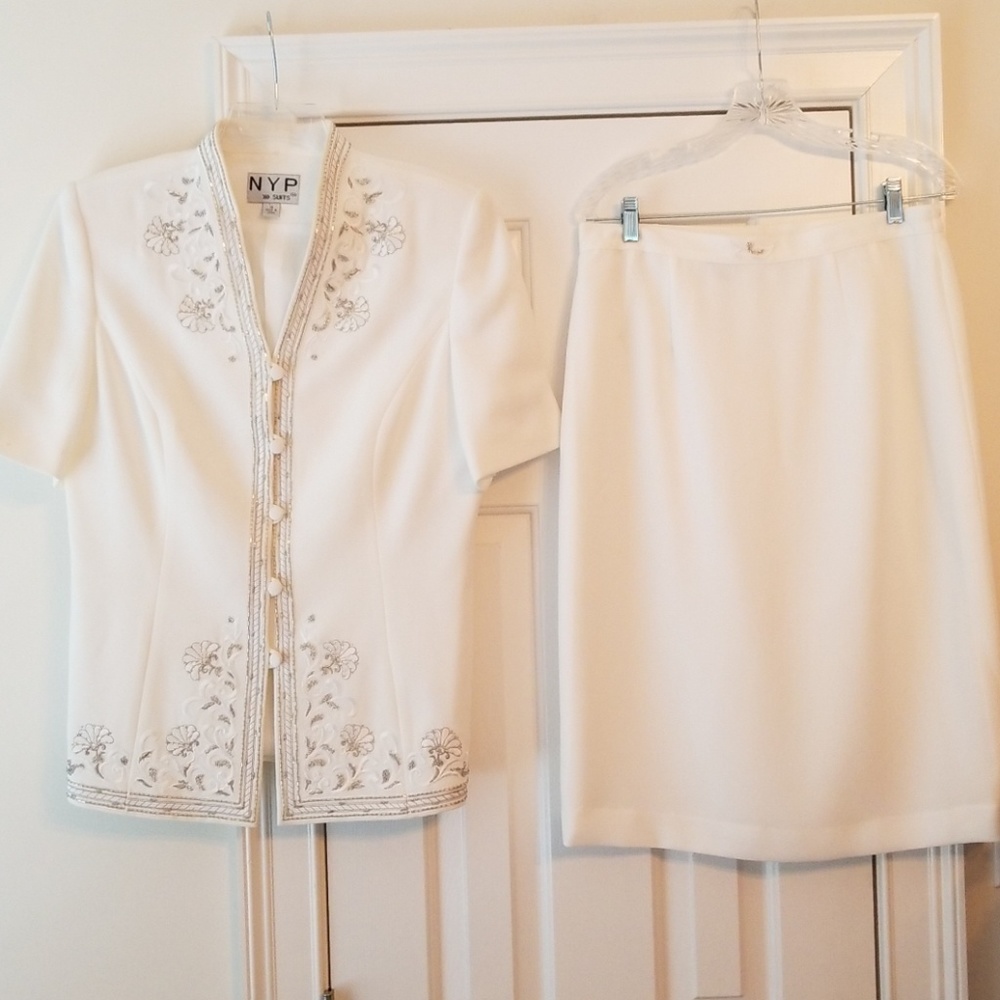 NYP Suit size 14